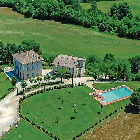 Tuscan Escape For Families 아파트 *
